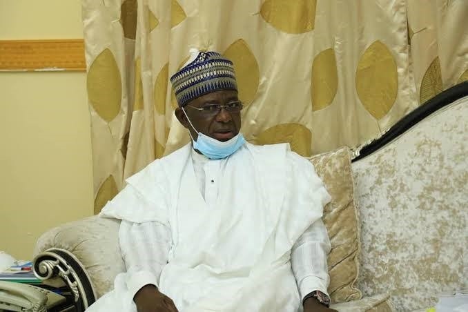 Ex-minister puts self up for jail over shoddy service to Nigeria