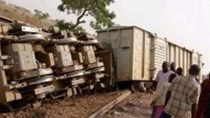 Driver dies as Lagos-Kano train derails in Kaduna