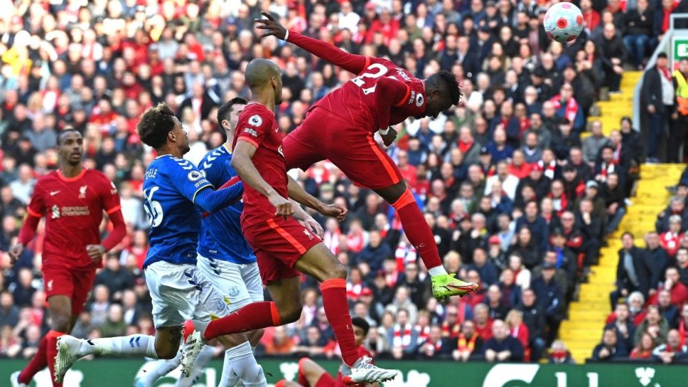 Liverpool close gap on Man City to leave Everton in relegation danger