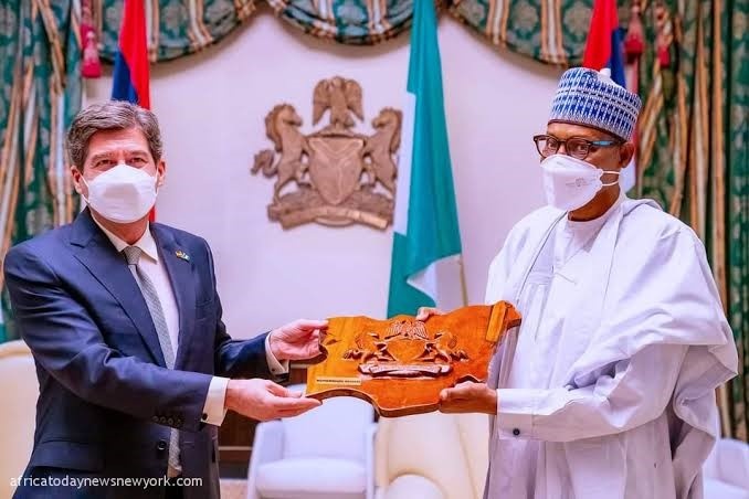 Buhari woos Spanish investors with tax holidays