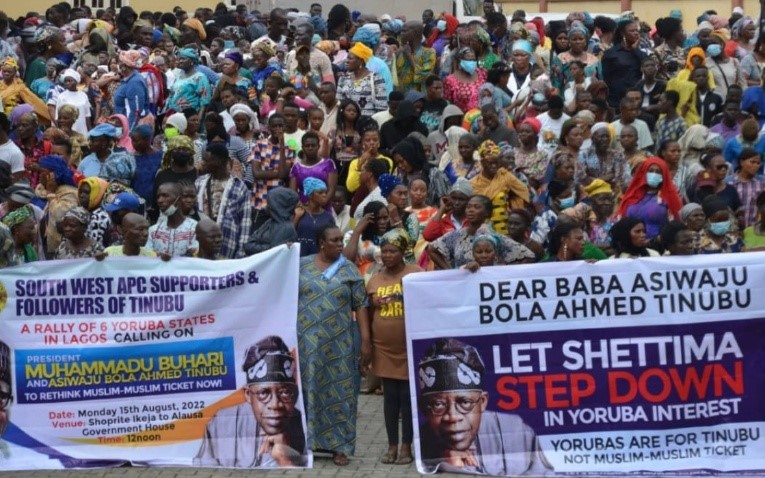 APC loyalists protest Muslim-Muslim presidential ticket