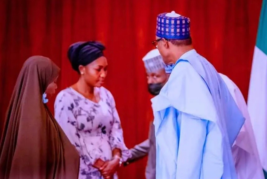 Buhari meets reps of Abuja-Kaduna train kidnap victims