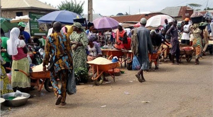 Osun govt bans roadside trading
