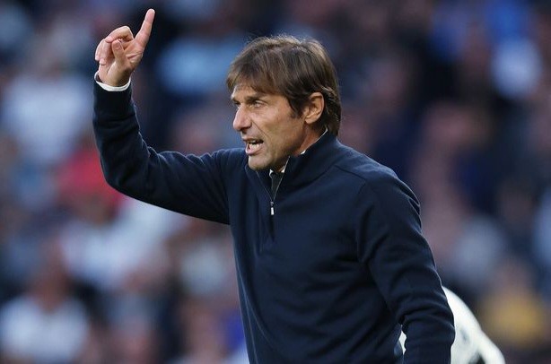 Conte dismisses talk of Juve return