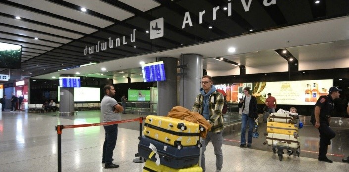 Russians flee country after Putin’s call-up for Ukraine war