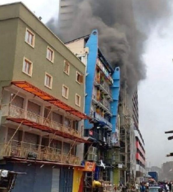 Fire guts Lagos Balogun market