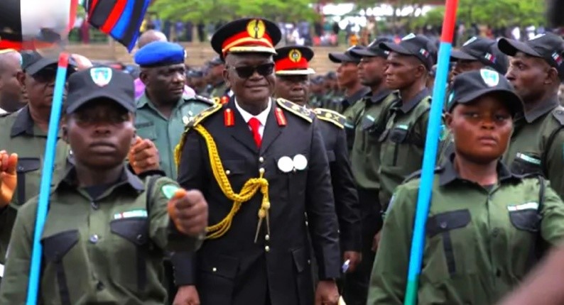 Ortom inaugurates Benue security guards, to procure AK47 rifles