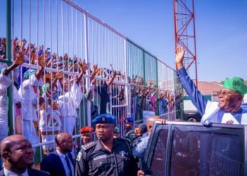Atiku campaigns in Jos, promises restoration of peace