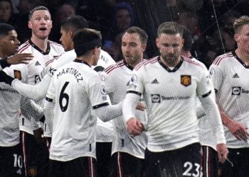 Man Utd beat Nott Forest, close in on League Cup final