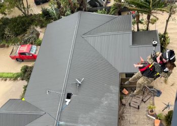 Rescuers pluck survivors from rooftops as New Zealand cyclone kills 3