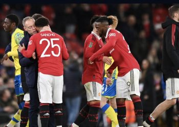 Man Utd ease past Nott Forest into League Cup final
