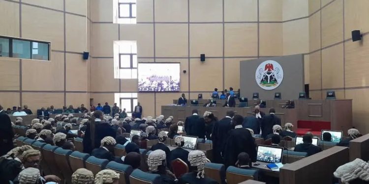 BREAKING: Supreme Court adjourns suit on old naira notes