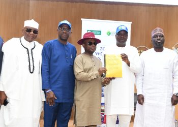 L-R: Oladokun Oye, Vice President, Retail and Postpaid, Airtel Nigeria;  Abdulrahman Ado, Executive Director, 9Mobile; Adeleke Adewolu, Executive Commissioner, Stakeholder Management, Nigerian Communications Commission (NCC); Dr. Chris Nwanoro, President, National Disability Empowerment Forum; Prof. Adeolu Akande, Chairman, Board of Commissioners, NCC; Abdulazeez Salman, Commissioner, NCC; Ugonwa Nwoye, Chief Customer Relations Officer, MTN Plc, at the commemoration of the World Consumer Rights  Day 2023 by the Commission in Abuja on Wednesday