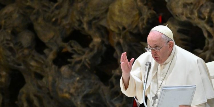 Pope on road to recovery as antibiotics target bronchitis