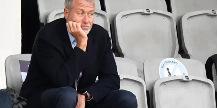 US, UK hit Abramovich, others with new sanctions