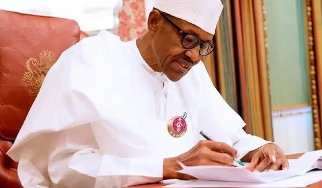40 days to go, Buhari’s govt approves N1.535tr for 11 road projects