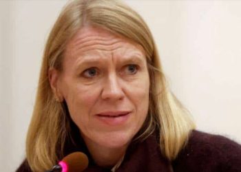 Norway expels 15 Russian diplomats