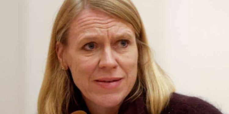 Norway expels 15 Russian diplomats