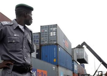 Naira devaluation pushes up vehicles duties by 40%