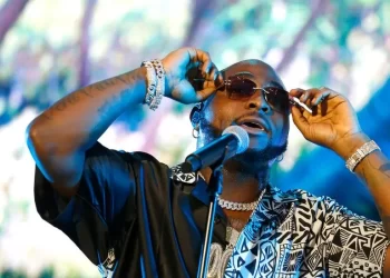 Wole Soyinka defends Davido in Muslim row