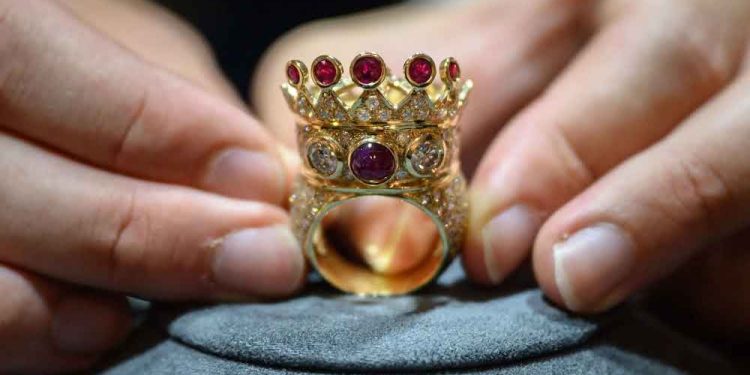 Tupac’s crown ring sells for record $1.02m at auction