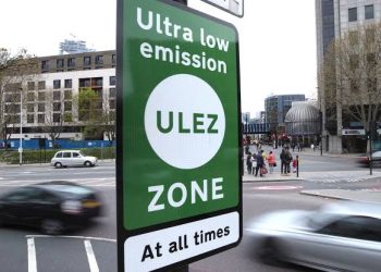 London defies controversy to expand vehicle pollution toll zone
