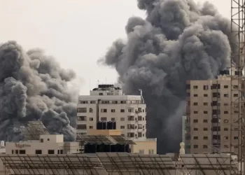 Hamas threatens to kill hostages over Israeli strikes