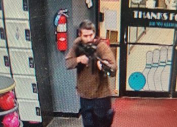 Gunman kills 22 in U.S Maine State