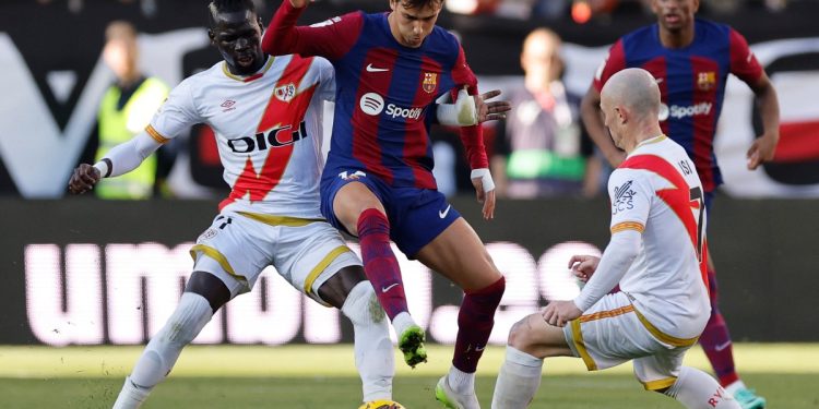 Barcelona slip up in late draw at Rayo Vallecano