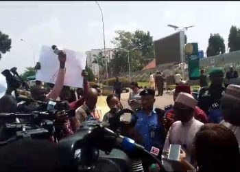 JUST IN: Imo LP guber candidate, supporters storm INEC, demand poll CTC