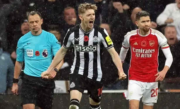 VAR panel confirms Newcastle goal against Arsenal