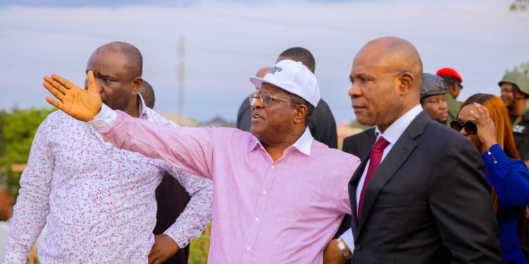 Work begins at collapsed Enugu bridge as Mbah, Umahi inspect site