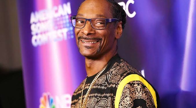 American rapper, Snoop Dogg, quits smoking