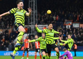 Arsenal fight back in 7-goal thriller at Luton