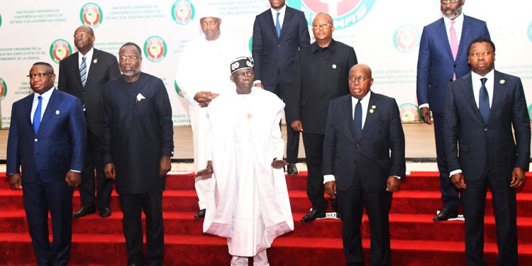 ECOWAS team negotiates with Niger on return to civil rule