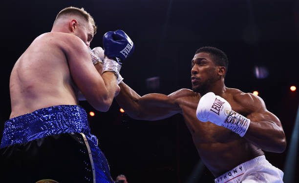 Joshua gets third straight win with Wallin knockout