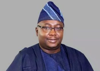 FG threatens to revoke licences of DisCos over power supply