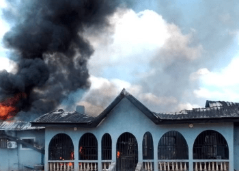 Residents killed as angry soldiers from Delta burn down houses in Bayelsa
