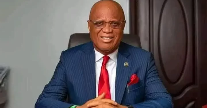 Akwa Ibom governor signs Bulk purchase, Assets management Agency bills into law
