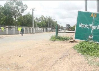 BREAKING: Nigeria opens land, air borders with Niger Republic