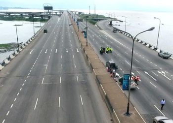 FG reopens Third Mainland Bridge