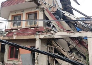 Two-storey building collapses during downpour in Lagos