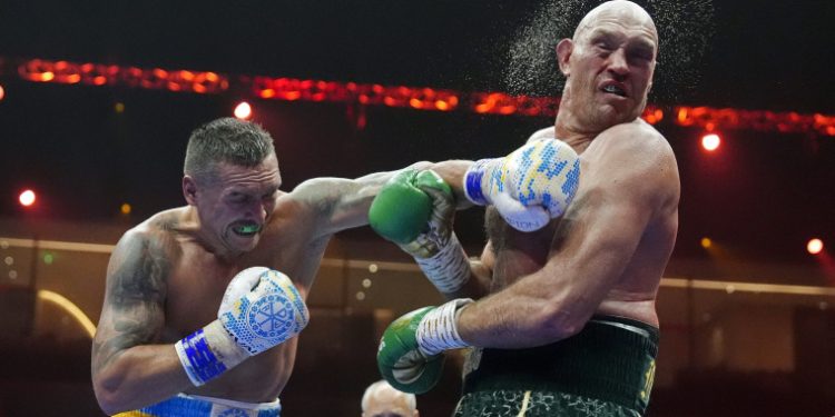 Usyk beats Fury to become undisputed world heavyweight champion
