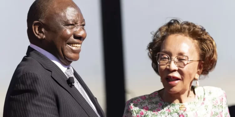 Ramaphosa vows new South Africa era at inauguration