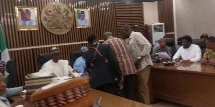 FG agrees to pay more than N60,000 as minimum wage