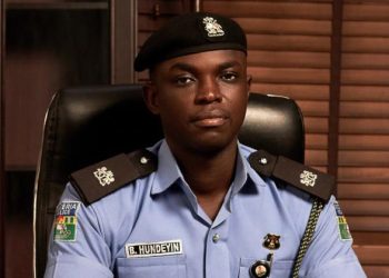 Police arrest car thief after testimony in church