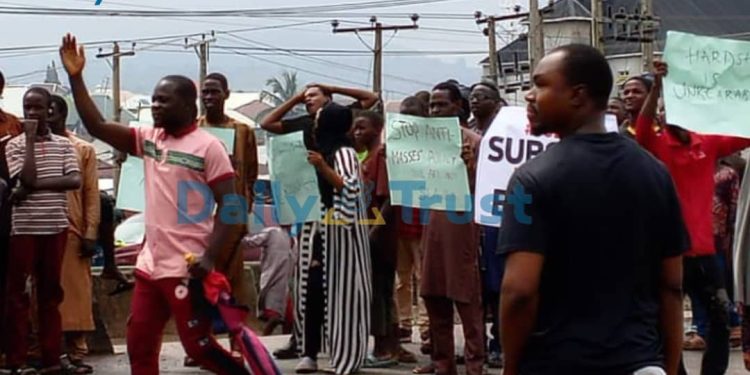 BREAKING: Hunger protest begins in Niger State