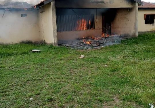 Aggrieved youths set INEC office ablaze in Benue