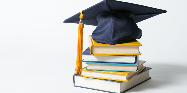 FG slashes allowances of Nigerian students in Russia