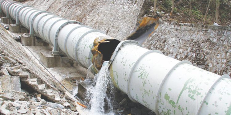 NNPC has no funds to fix old pipelines, says FG